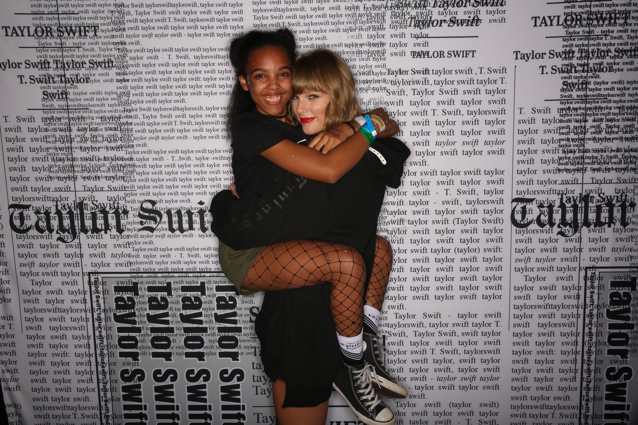 taylor swift doing things on X: “Taylor swift holding a fan 