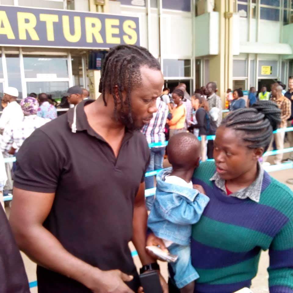 SoftPowerNews's tweet photo. #BebeCool sends children with heart complications to #India for surgery. Funds were raised from his #GoldenHeartConcert held at Kololo Independence grounds. #GoldenHearts @BebeCoolUG #music #charity #Uganda #SocialGood #SoftPowerNews https://t.co/lT1WMtl0Dm