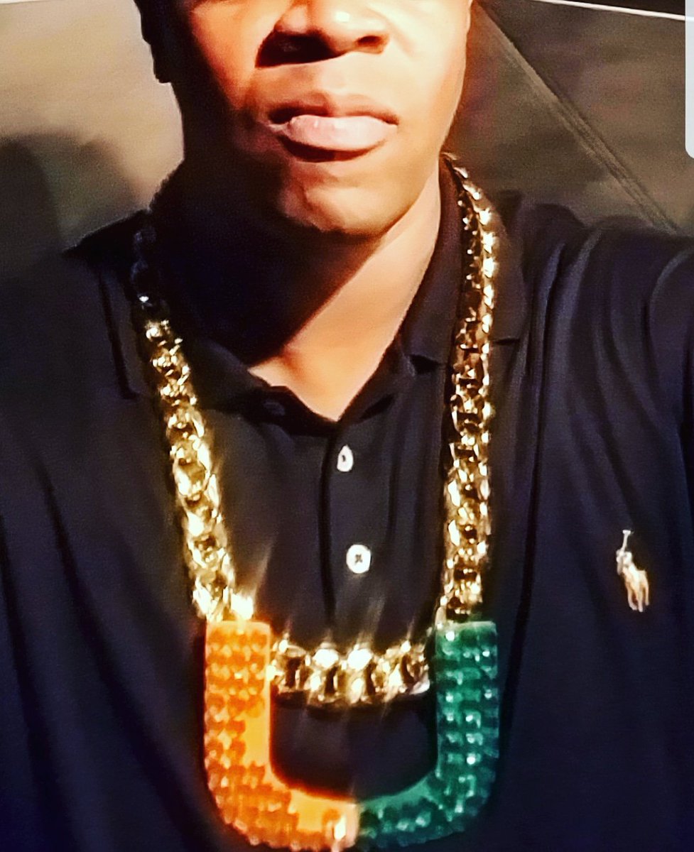 thmcghee's tweet image. #1chain never bet against the S.E.C.
Turnover chain.. 
Lsu-Miami
