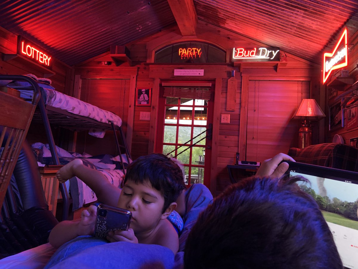 miguelmigrant's tweet photo. #cabinlife with my boys somewhere in the #texashillcountry. Enjoying the #LaborDayWeekend2018. Love the decor 😂. #dadasprincipals #ChampForKids #BeTheChange #dadlife #fatherhood #cabinlakefire #thesimplethings #natureischeaperthantherapy #BETHEONE #principalsinaction https://t.co/t5qSxLGvFg