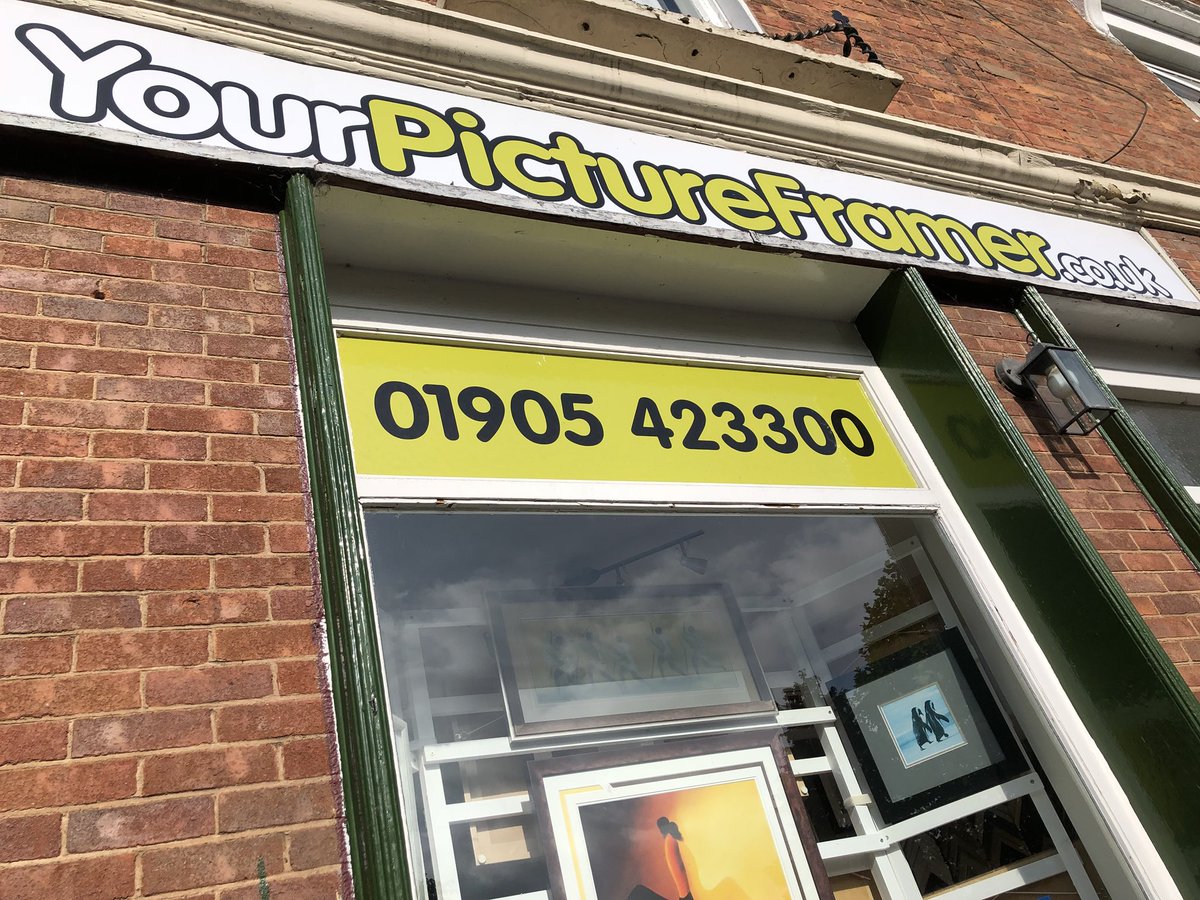 YPFOld's tweet image. If you’re passing our shop in St John’s Worcester please pop in to say hi to Kate and Steve and have a chat about your framing needs. #WorcestershireHour
