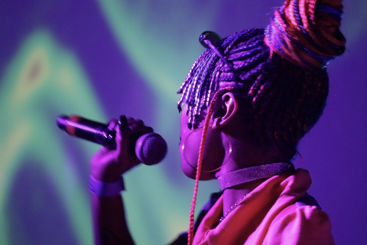 MALOCCULSION1's tweet photo. heres a #photograph i took of the #iconic #legend @bbymutha at @wineandbowties  FEELS6 party   #bbymutha #rapper #womenrapper #iconic #concert #photo #photography #concertphotos #photography #livemusic #rap #rapper #art #digital https://t.co/II4QMQ87mu