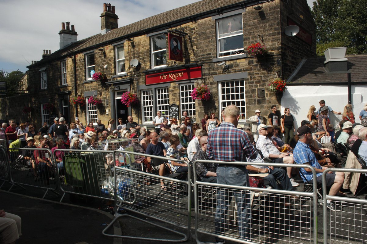jazz_leeds's tweet photo. North Leeds Jazz Orchestra on stage in the sunshine at the village jazz Chapel Allerton Arts Festival yesterday. Directed by Martin Townshend and with Arts Festival chief Steve Hunter on trumpet... @chapelafestival #caaf2018 https://t.co/vpx2Ac1vNg