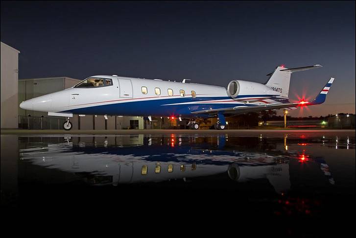 лирджет самолет. тихий самолет. Sbd-2 "даунтлесс". самолет над тихим океаном. тихий самолет.