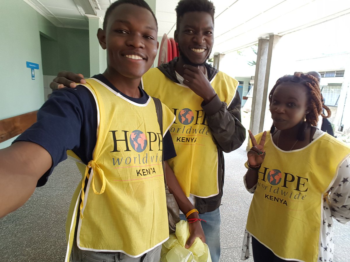 stom_wabuko's tweet photo. Service week at Kenyatta Hospital #hvc2018 #kenyadigit @HOPEworldwide https://t.co/l71HYiSxTX