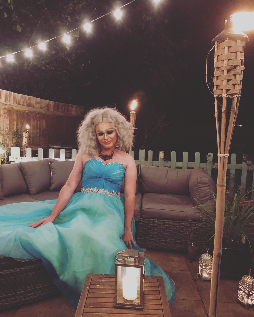 Miss @OrlaNothin resting in her lady garden #dragqueen #londondragscene #orlanothin #orlalovesyou