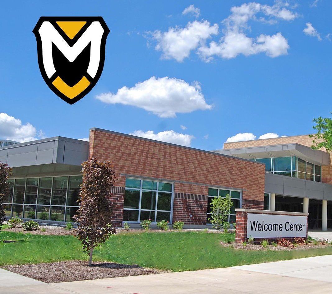 JacobSweetMU's tweet photo. Take the opportunity to visit @ManchesterUniv and @FutureMUSpartan to learn about what we have to offer you. We even offer visit scholarships up to $1,000 renewable for four years. You can meet professors, coaches and even have lunch on us, etc.
https://t.co/ZrKT9KNGxG… https://t.co/mlzPMtadjG