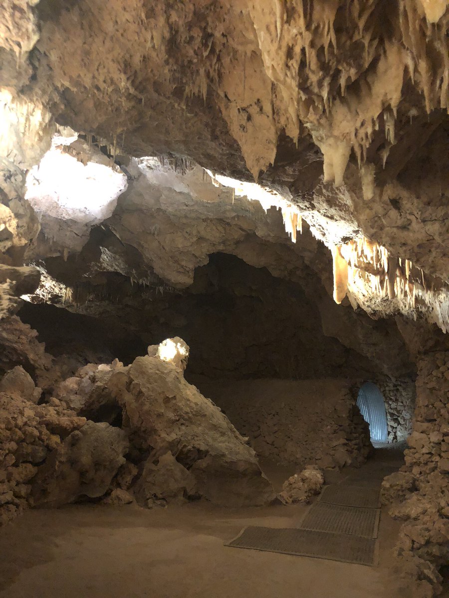 GloriaGarayua's tweet photo. OMG! Crystal Cave in Perth was AWESOME!
.
.
.
.
#perth #thecrystalcavern #yanchepcrystalcave #Crystals #caves #Yanchep #PerthIsOk #AustralianFriends #PerthFriends #ActorAbroad #Abroad #International #Overseas #Touristing #WA #DownUnder #AU https://t.co/waEF50h5HF