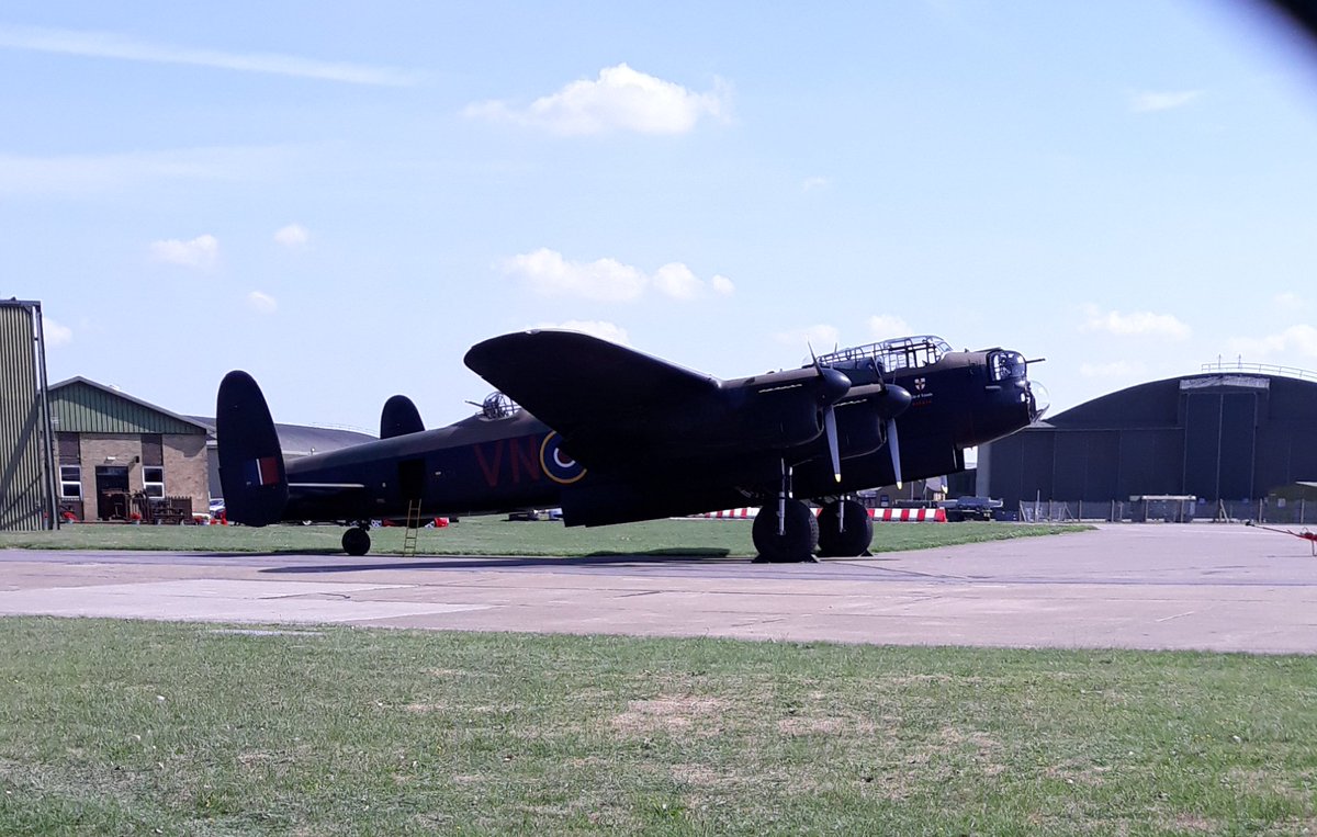 kez_archer's tweet photo. Spoilt with a wonderful display from The Lancaster on Saturday afternoon! What a fab end to the hols! William was very excited to talk to the pilots again! #pilotwannabe @RAFBBMF @Twigs95 https://t.co/oDMvl4slpC