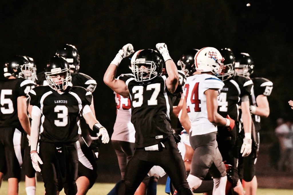 BlackholeLhs's tweet image. 🏈season starts Friday get loud. Whiteout. Bring back the best student section in the state. #noexit‼️ ... gonna be nice to start the season 1-0.. #easyclaps