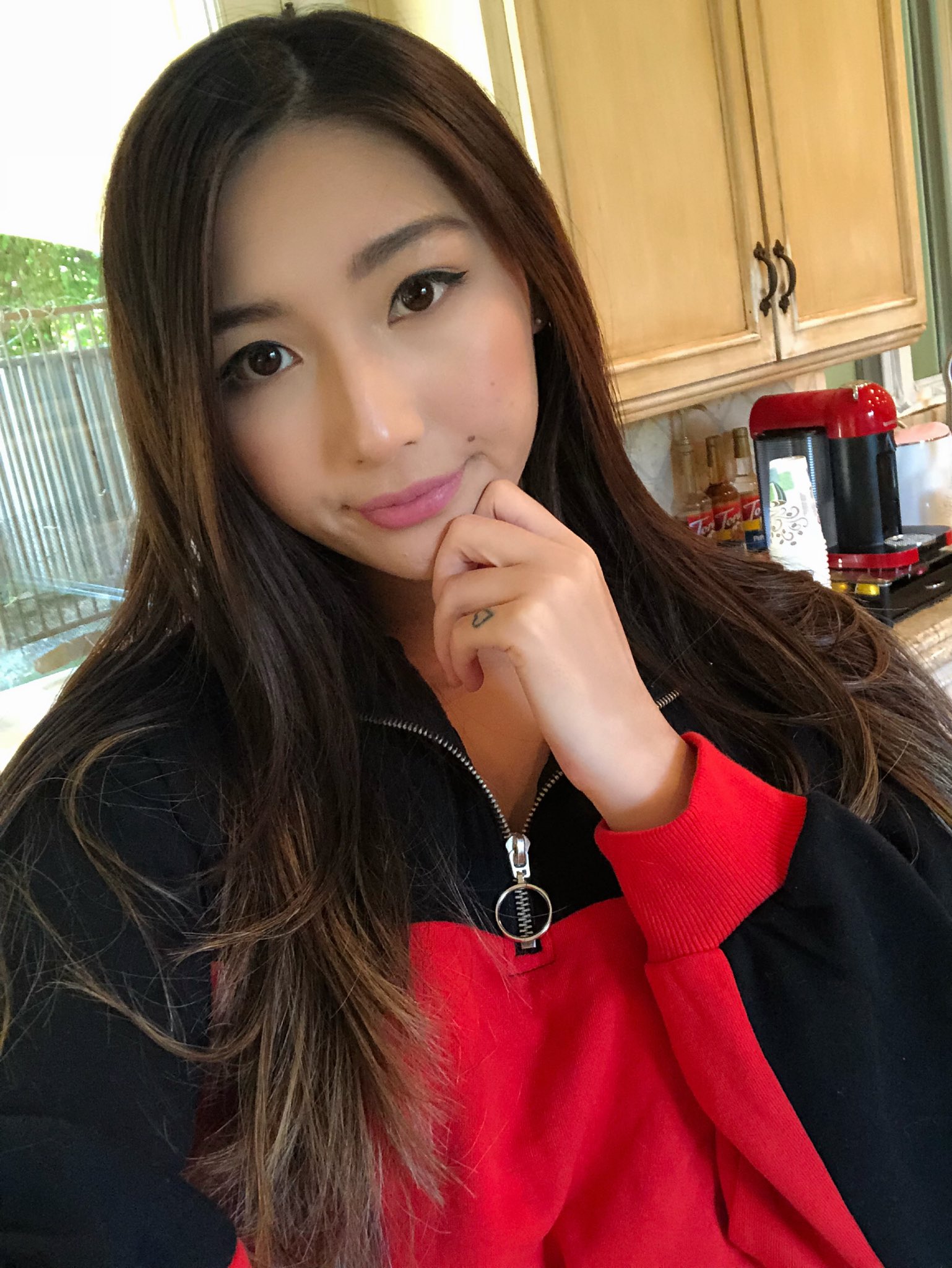 LG xChocoBars on Twitter.