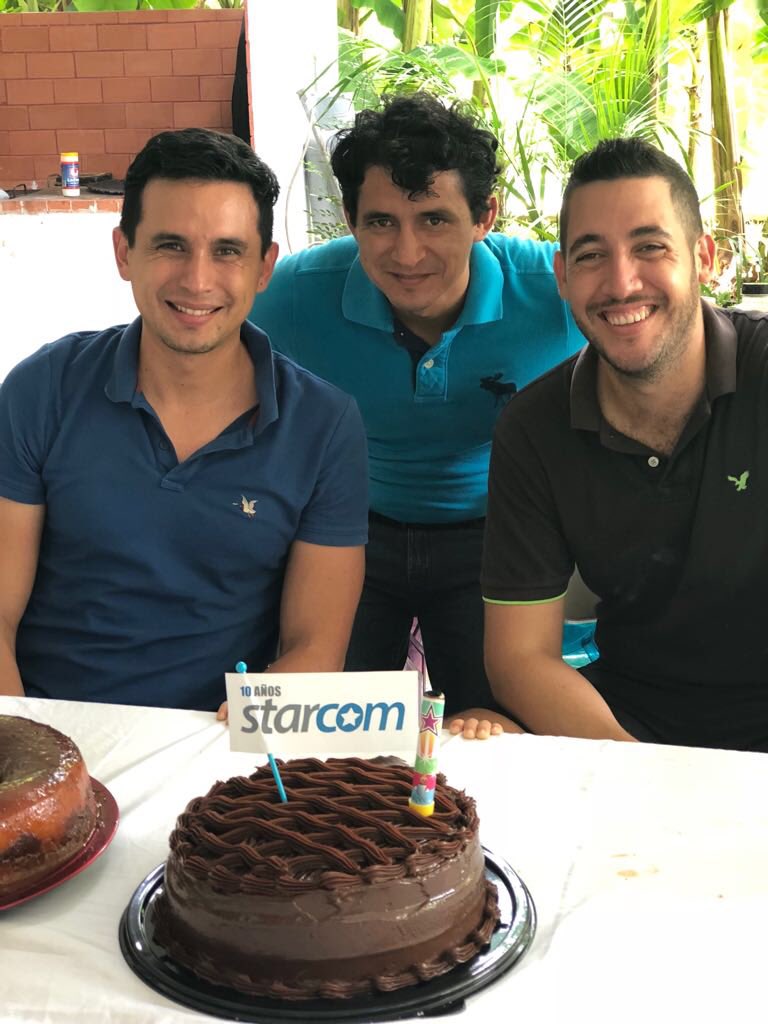 quiqueperex's tweet photo. Siempre será bueno volver a lo básico
@miguelpeon @Brody_Deportivo
Gracias por tantas aventuras, si tan sólo LA RISA fuera dinero. 🤣
#Starcom #Chetumal #Chechis https://t.co/kzuRU9cYMg