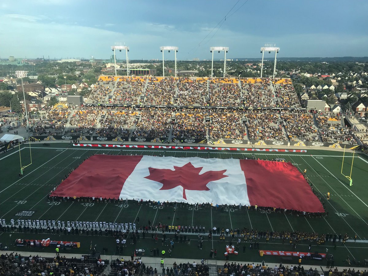 scratchingpost's tweet photo. Labour Day in #HamOnt. Nothing else quite like it. #Ticats #Argos #CFL https://t.co/c83PMKd8m0