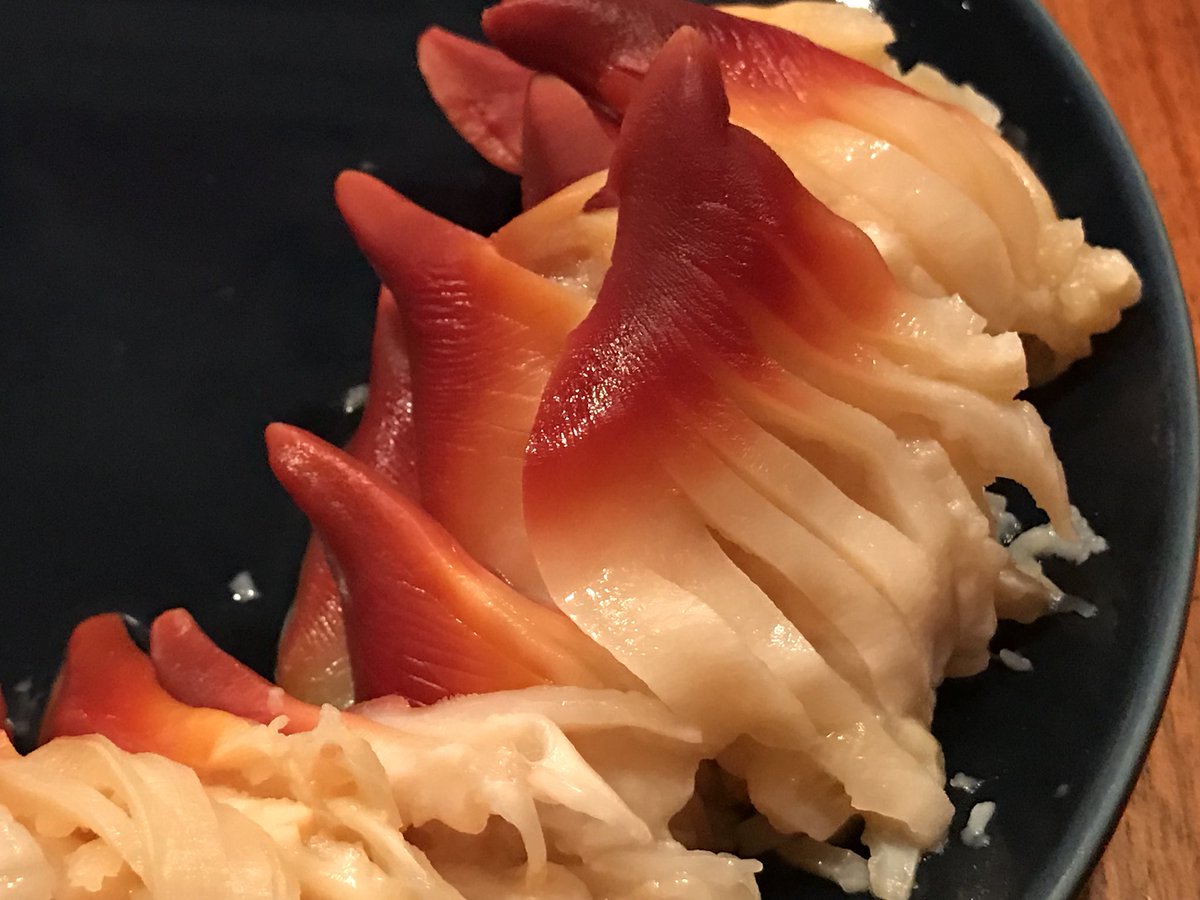 パラダイス山元 ずーしーほっきー の包丁入れお仕事終了 北海道 の ホッキ貝 の カレー も美味しいけど やっぱり 餃子 にするのが一番なんだな By パラダイス山元 サンタさんの帽子ホッキ貝餃子 ギョーザ Gyoza 北寄貝