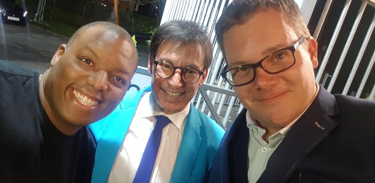 hypnotistchris's tweet image. Love these guys! @marlon_williams @PaulWilder #cbb #CBBBOTS @bbuk