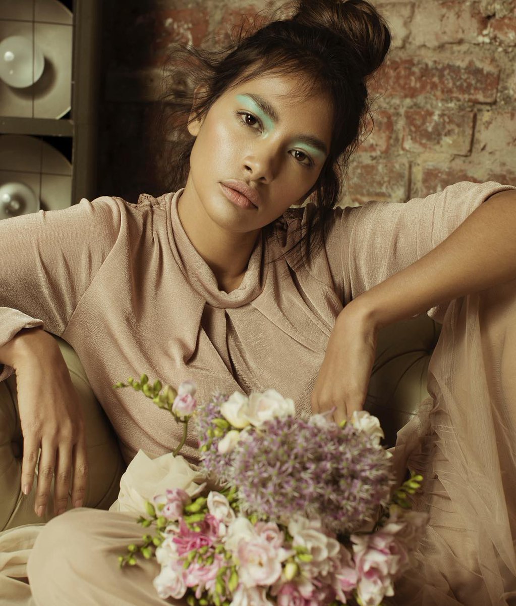 mformodelsblog's tweet photo. Beautiful test shot of Danea Panta (Peru's 's Next Top Model Cycle 1) by Tina Eisen!
#topmodel #TOPMODELSHOT #PeNTM #TinaEisen #PerusNextTopModel #DaneaPanta #beautiful #pink #flower #pretty https://t.co/wyCgWk823j