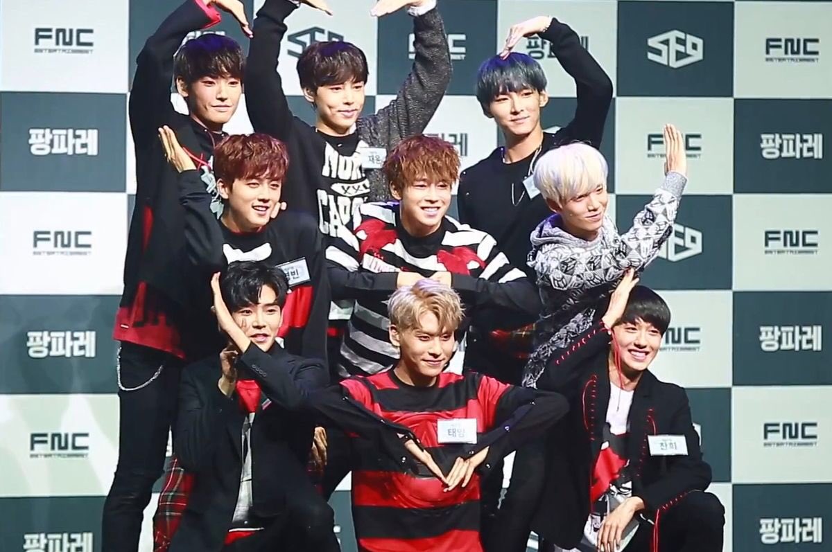 unbleachedsf9's tweet photo. today marks 700 days w/sf9!!! it’s rly amazing to watch them grow into the people that they are today! they’ve worked so hard &amp; achieved such great things.. to say that i’m proud is rly an understatement. let’s walk the flowery path until the 7000 &amp; 70000 day! #HAPPY_SF9_700DAYS https://t.co/xrNXBuWVMv