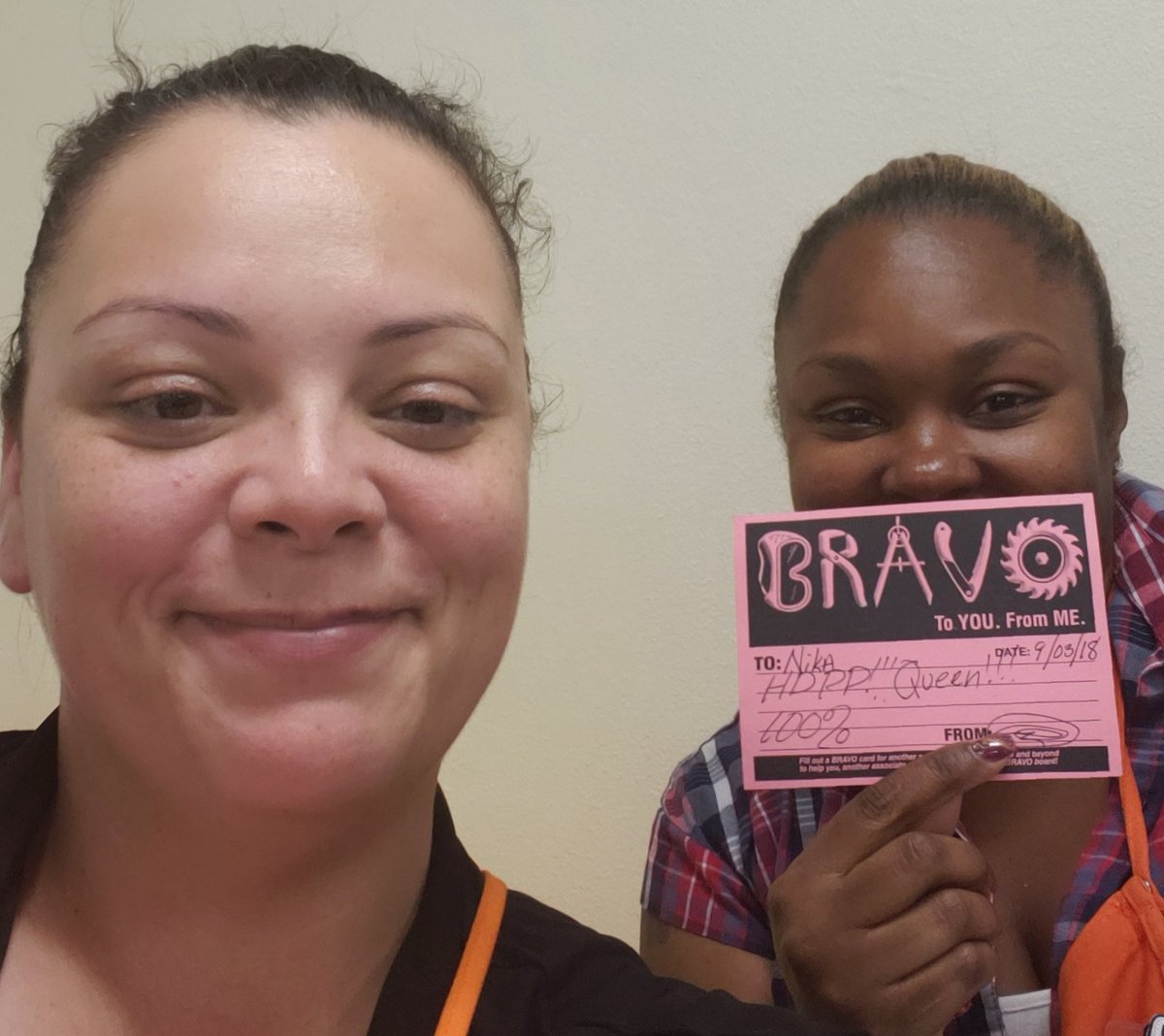 The HDPP QUEEN RIGHT HERE AT 0530!!!!!