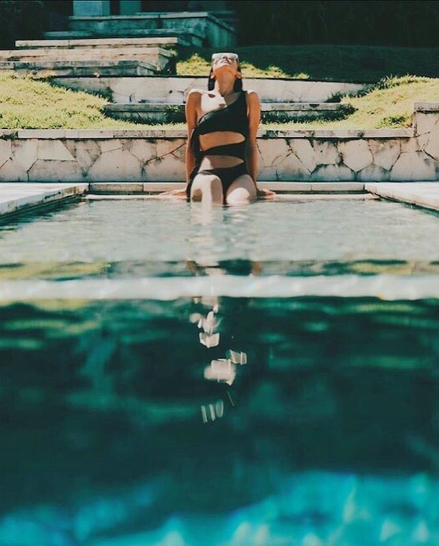 samatasanur's tweet photo. #Repost @VivienneTang
γ»γ»γ»
Donβt think I ever posted this shot by @hurtingbombz at @samatasanur ! π
π¦ #balivibes #poolgoals #splashtag #sunkissed #justinlimphotography #travelgram #wanderlust #travelbali #thesamata #thesamatasanur #sanur #destinationdeluxe #balibible #sanur https://t.co/vTnMbLCkQA