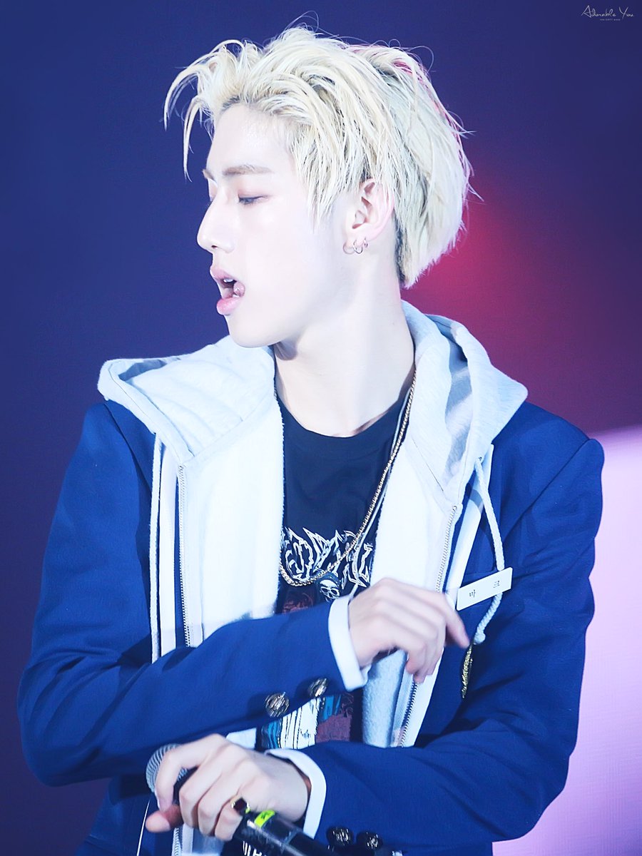 AdorableYou0904's tweet photo. Happy birthday .🎂🎊🎈 
Wish you happy,healthy and dream come true.❤️❤️❤️
@mtuan93
#GOT7 #갓세븐 #Mark #마크 https://t.co/UKpQTAbVqX