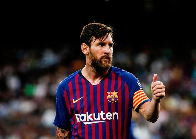 90minz's tweet photo. Barcelona had best reply to FIFA after leaving Lionel Messi out of Best Player award shortlist https://t.co/IOT3LG49JC https://t.co/Nz6lLbhjk5