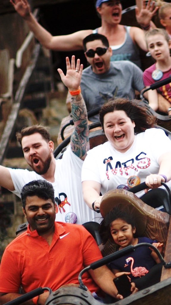 Dov_TheBear's tweet photo. @PayPalUK #RollerFace Me & my Wife’s 1st visit to Disney World 😂 https://t.co/bcNe6SxT1a