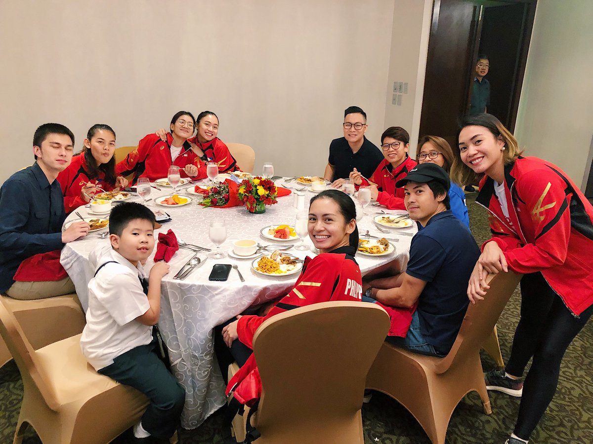 Abymarano's tweet photo. Rebisco National Women’s Volleyball Team dinner last night ♥️ #ParaSaBayan #SikapPILIPINAS #Rebisco https://t.co/VlGaNWV1pk