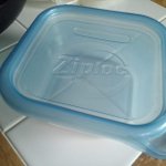目からウロコ!容器の気になるニオイが簡単に消える方法がコレw