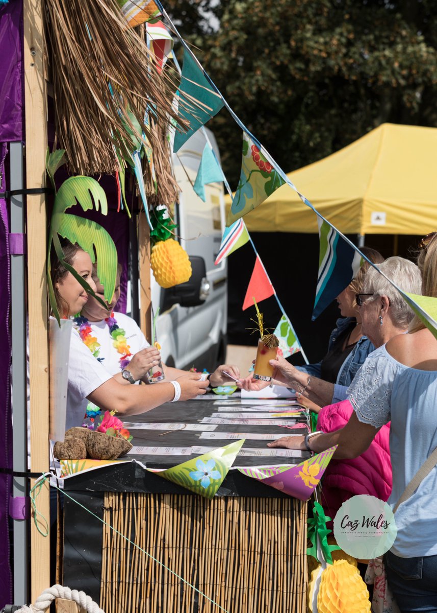 Cheeky Tiki cocktail bar <a href="/chinnorbf/">Chinnor Beer Fest</a> something for everyone #chinnor #beerfestival #cocktails #ginandtonic #fundraising #realales #CraftBeer