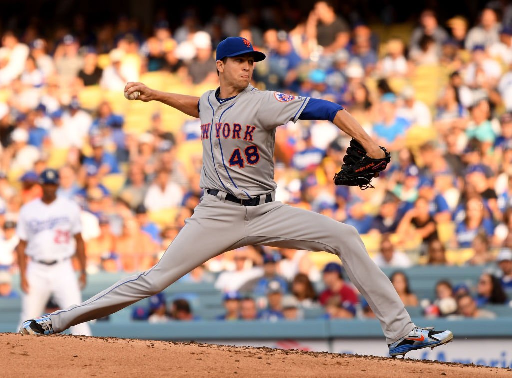ESPNInsights's tweet photo. Jacob deGrom has 9 starts of 6+ IP while allowing 1 run or fewer without getting the win. 

Those are the most such starts over an entire season in MLB history. 

h/t @EliasSports https://t.co/ExjbHBK1RB