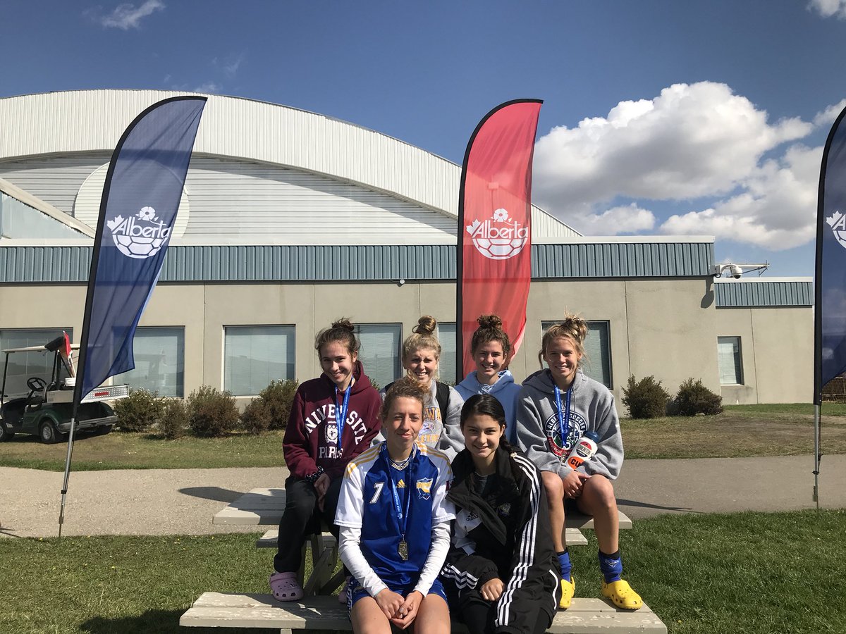 99impactgirls's tweet photo. 02s Chloe E, Abby E, Alex H, Kiersten G win 🥈at women’s Premier provincials losing 0-1 to @NWUAMSL Prem. Abby, Alex, Kiersten 90 min players all four games. Teammates Ava, Anneka, and other 02/03s from @Impact2002Girls are old enough next year to join the party....#seeUnextYear https://t.co/19kTnvQF8V