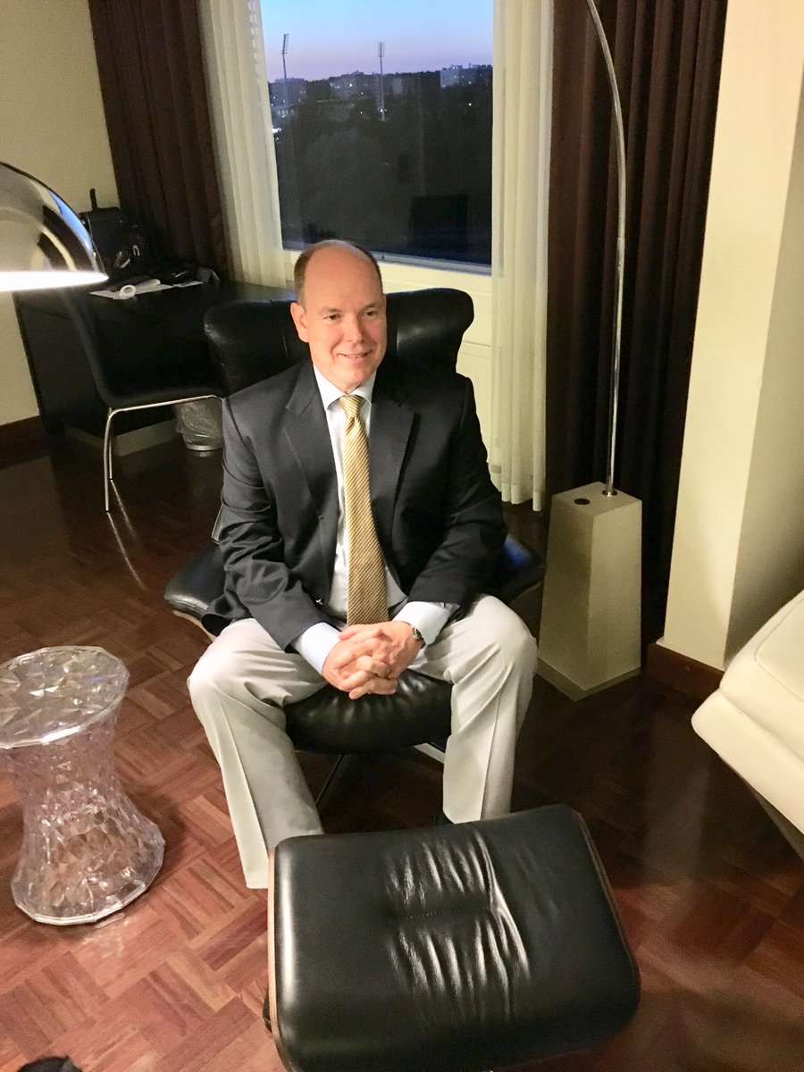 RitaTainola's tweet photo. Relaxed #PrinceAlbert His #PrinceAlbert #Foundation really makes a difference with its’ good work #savetheplanet &amp; #arcticareas #UArcticCongress2018 https://t.co/6FCj5ksRFD