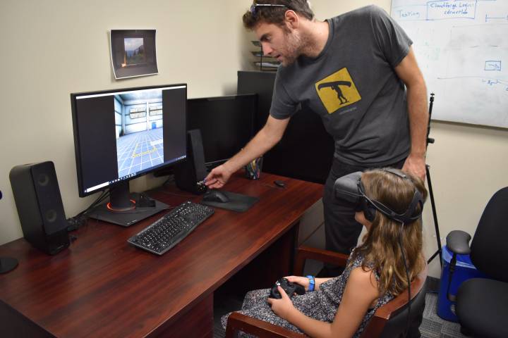 virtrealitytime's tweet photo. Psychologist uses #virtualreality to teach kids how to cross streets safely!!
#VRProgram #VRKids #Virtualrealitytherapy @VR_Technology @VRKidsOrg 
https://t.co/WoppyYwzfh https://t.co/5s1rCEZjMf