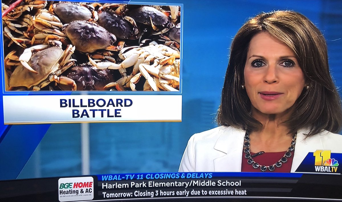 JimmysSeafood's tweet photo. You would think the local news station knows what a Maryland blue crab looks like. Google images is hard, @wbaltv11. 🤦🏽♂️ https://t.co/BKf6b5uZF0