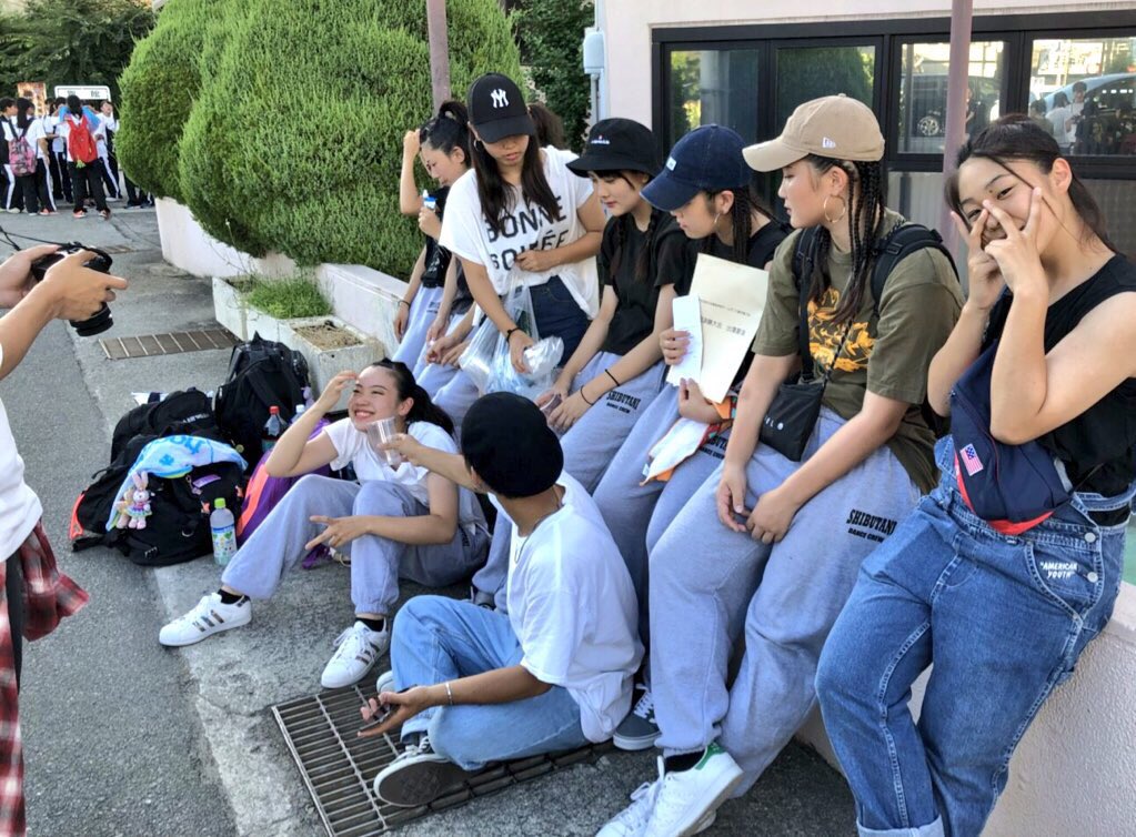 shibudan71's tweet photo. 9月8日(土) : 渋谷高校文化祭
今年度テーマ   ~our culmination~
🕐13:00~ 体育館にてダンス部公演開始

私達71期は文化祭をもって引退となります。テーマにもあるように2年半の集大成を存分に発揮し成長した姿を見せられるように全力を尽くしますので是非見に来て下さい！宜しくお願いします📣 https://t.co/3ONfQ0dEHK