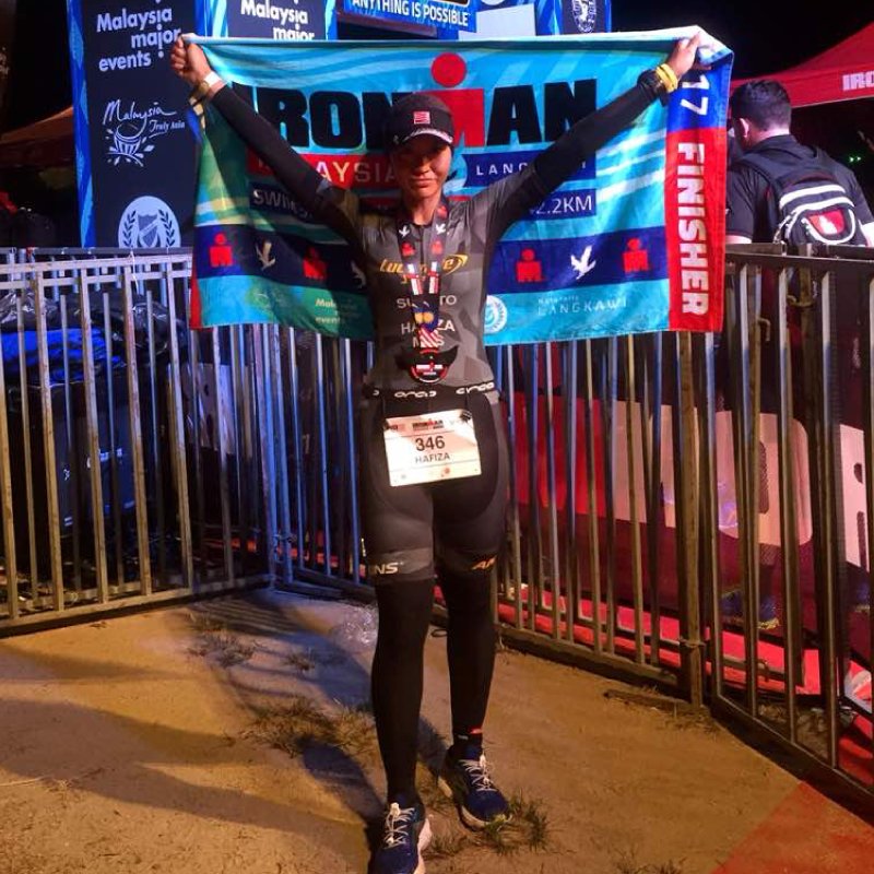 yoodoMY's tweet photo. Hafiza Othman once weighed over 100 kg - until she took control to change her life. Now she's a flight stewardess + triathlete who's run a full Ironman! Find out more on Instagram. #youdoitbetter #IndividuMerdeka #MerdekaData
Know other Individu Merdeka? Let us know! https://t.co/Ckzgxeipgs
