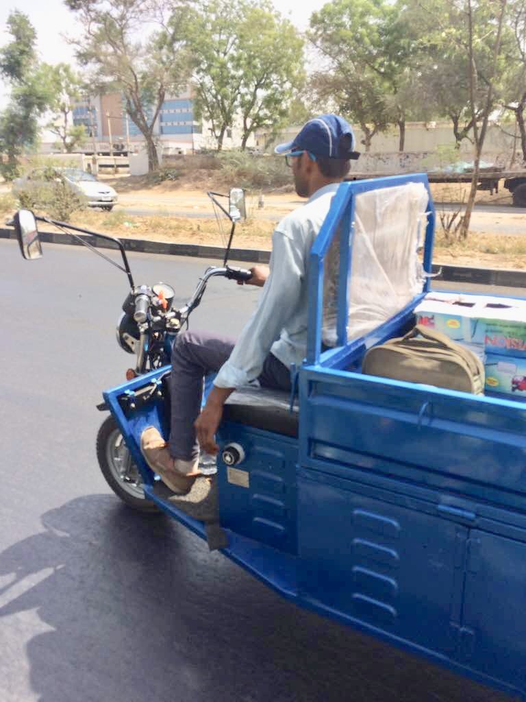 savygreentech's tweet photo. Savë “ElecTruck” completed 72Kms from Ahmedabad to Mehsana in a single go with a payload of approx 150kgs and 40% charge still in store.
#SavëIndia #electricvehicles #electrucks#novibration #nosound #superbattery #highpayload
https://t.co/pY0P8erqrv
91-7669190190 https://t.co/Gfz9dzaT1O