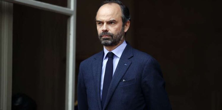 🔴 URGENT 🔴

Le Premier Ministre @EPhilippePM sera l'invité exceptionnel #LE20H #TF1 en direct et en plateau. 
Après le remaniement et dans l'attente de la décision du gouvernement sur le prélèvement à la source, il répondra aux questions de <a href="/GillesBouleau/">Gilles Bouleau</a>