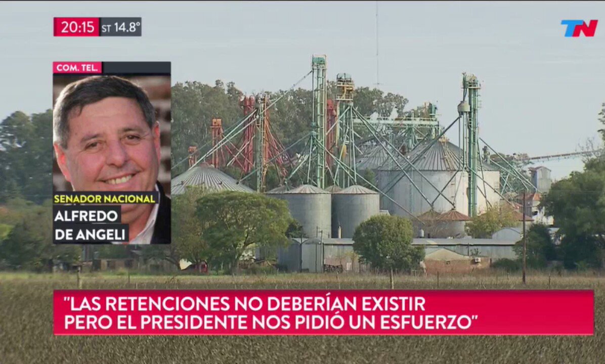 Ale__Pin's tweet photo. Retenciones con cristina/retenciones con Macri 
#EnEmergencia https://t.co/3UOCW9yqrK