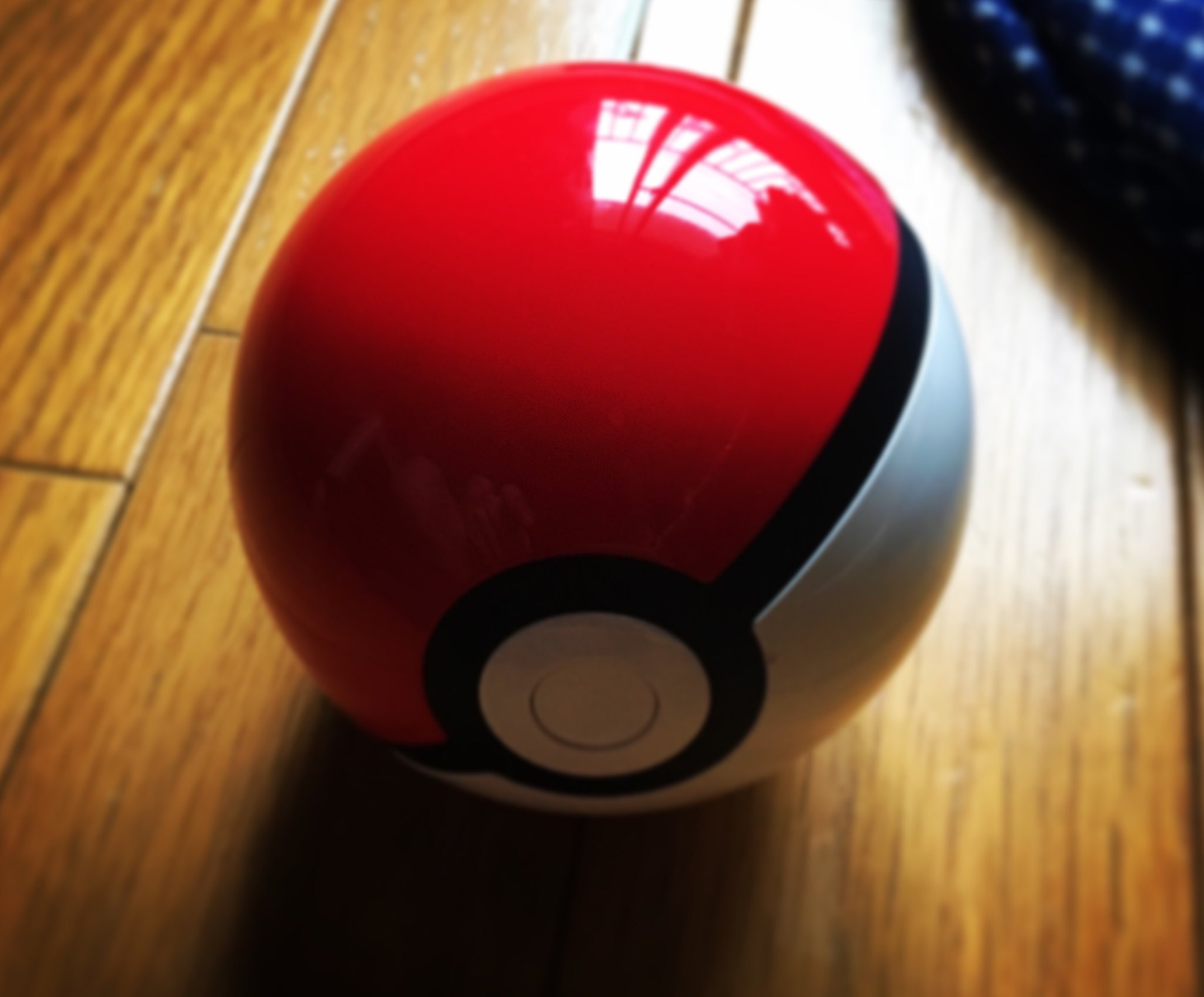 ﾒｶﾞﾃﾗ ｾﾞﾛ 台風で停電になりました 怖いですよね そんな中唯一の救いはスマホでした そのスマホも充電やばいときに モバイルバッテリーがあると本当に安心しますね よかったです モンスターボールモバイルバッテリーを買ってて T Co O4us7nzpt0