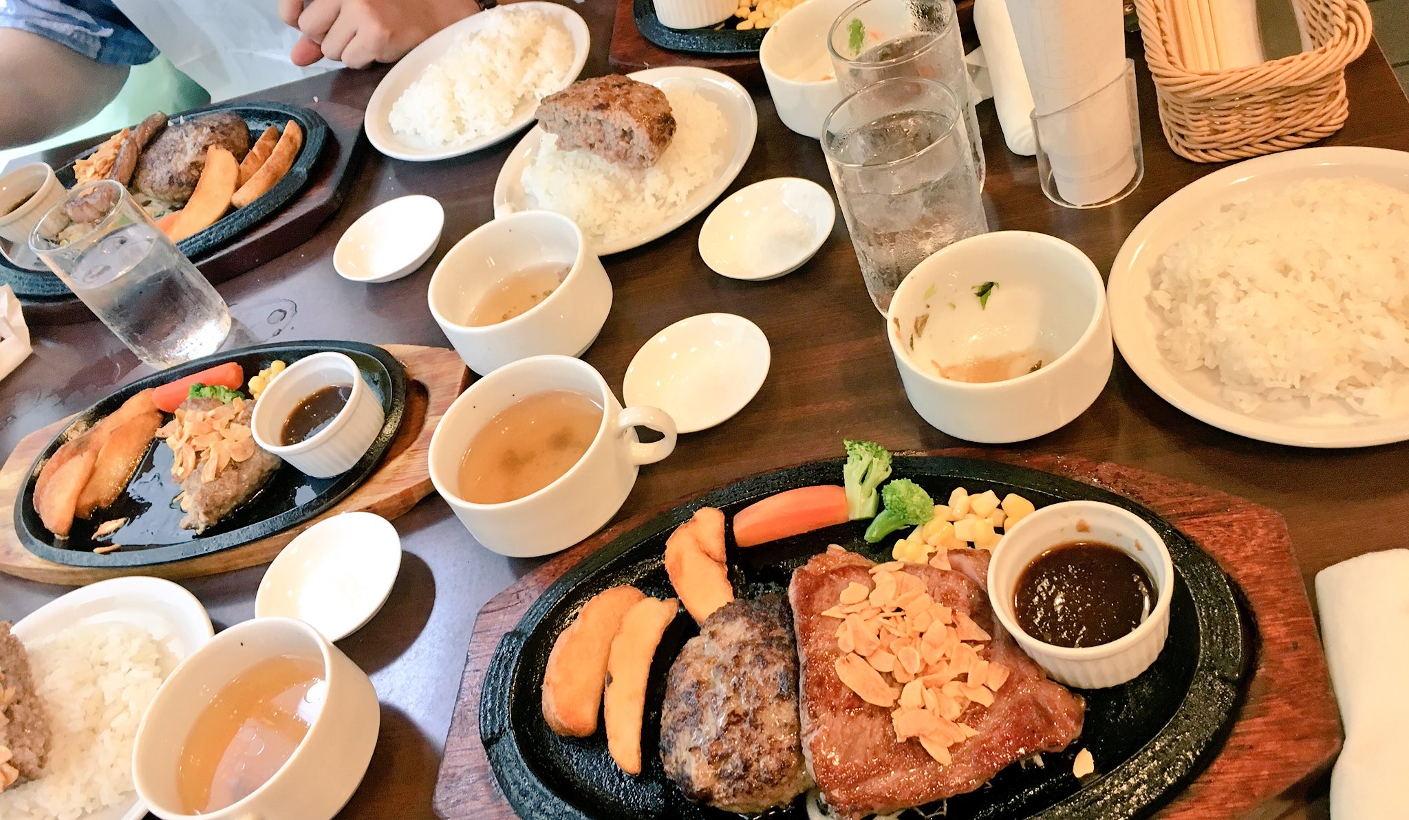 96猫 カロリーの暴力 インスタにはタピオカ付き T Co Mypunr3tzx 美味しかった けど前に屈むと 食べたすべてが自然に帰りそうになる 96猫 カロリーの暴力 インスタにはタピオカ付き T Co Mypunr3tzx 美味しかった けど前に屈むと 食べたすべてが自然に帰りそうになる