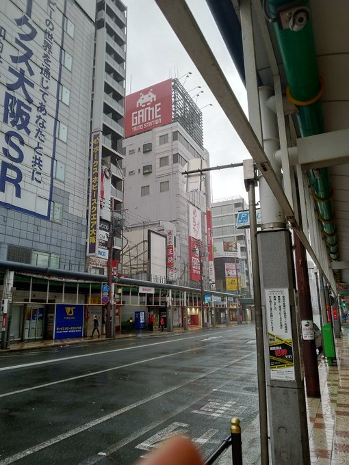 台風21号 強風でタイトーステーション 大阪日本橋店の看板が剥がれ落ちる事故 まとめダネ