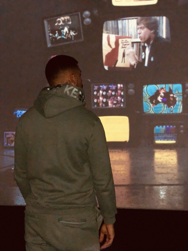 thereallazyj's tweet photo. make money not friends ft. Poetik out now! #makemoneynotfriends https://t.co/W6Z0SLzijB