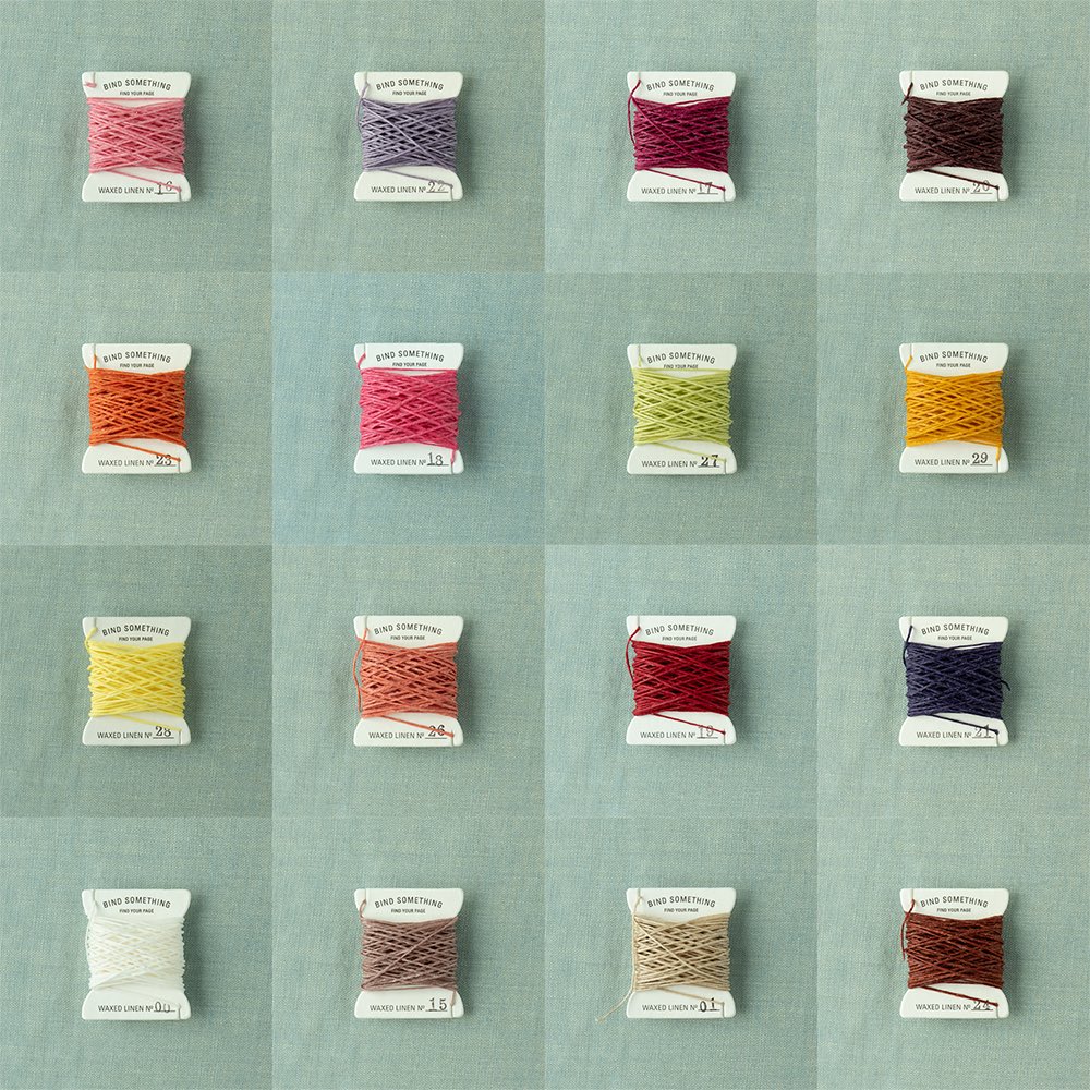 BindSomething's tweet image. [new] 4ply 왁싱실이 입고 되었습니다. 3ply 컬러보다 더 다양한 컬러로 구성되어 있습니다. 굵기가 좀 더 굵다보니 실이 더 돋보이겠지요! 좀 더 다양해진 컬러로 멋진 책을 만들어 보세요 :)
♢4ply waxed linen thread | 4합사 | 6m | 35colors
#bindsomething