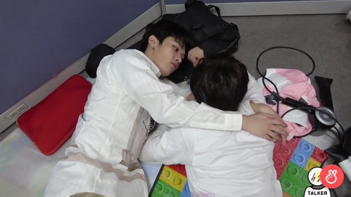 STKD_'s tweet photo. ใจสั่นอีกละกุ ฮือออออ

#ลีบิน #leebin https://t.co/sp2sHRfxKz