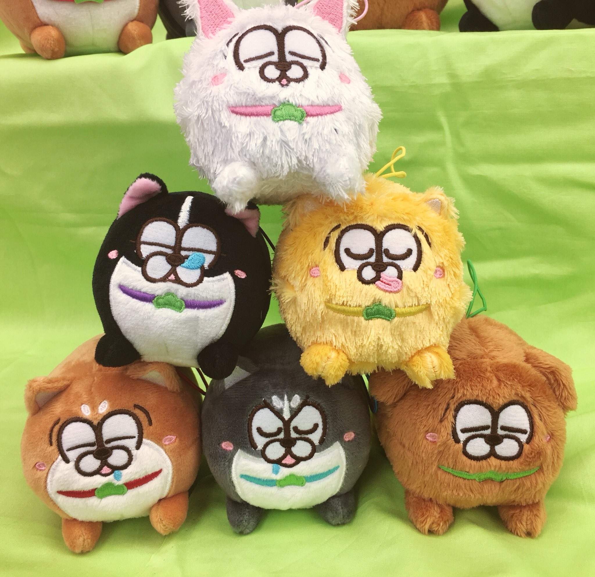 フリュー公式 キャラグッズラボ女子部 おそ松さん 明日のプライズフェアに先がけて 松犬 まついぬ シリーズ新商品のご紹介 こんどは寝ている松犬が登場 18年12月 随時 Bigぬいぐるみ ぬいぐるみ マスコットの3サイズで展開予定です 詳細 フリュー公式 キャラグッズラボ女子部 おそ松さん 明日のプライズフェアに先がけて 松犬 まついぬ シリーズ新商品のご紹介 こんどは寝ている松犬が登場 18年12月 随時 Bigぬいぐるみ ぬいぐるみ マスコットの3サイズで展開予定です 詳細