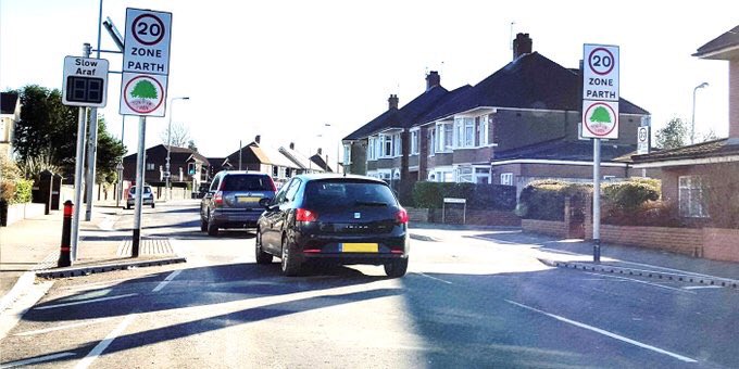 RoadSafetyWales's tweet photo. Back to school for many today! Please remember it's 20 outside schools and if you're dropping your child off, park safely - not on zig-zags. https://t.co/ZKQa5E03yL