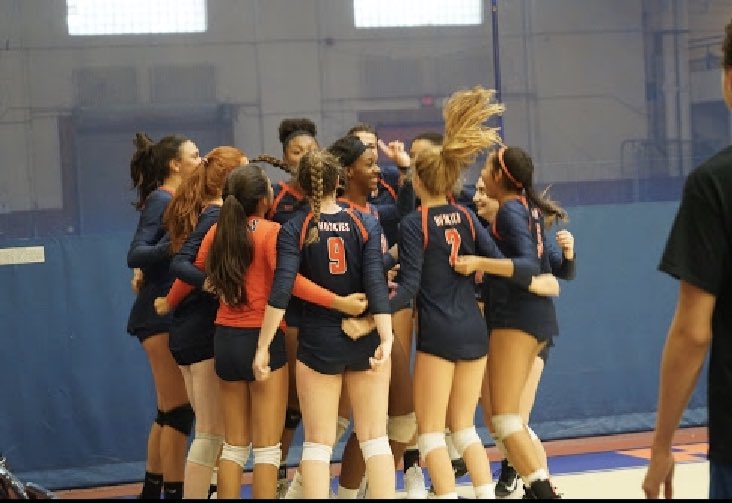 OPRFHS Girls Volleyball tweet media