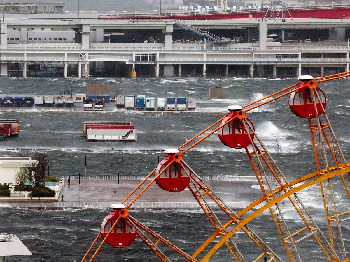 Twitter 上的 神戸新聞 動画 台風２１号 高潮 強風被害の様子 神戸市内 T Co Vgvmjh5qwe 神戸新聞 台風被害 T Co 0dnjtswpc5 Twitter