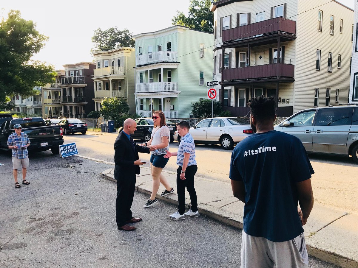 qpalfrey's tweet photo. Polls are open and we’re talking with voters at the Muniz Academy in #JP this morning. Please remember to VOTE today! #QP4LG #QuentinforMA #PrimaryDay https://t.co/HYCvh8naTx